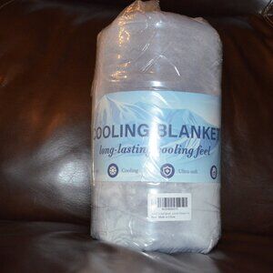 Inhand King Size Cooling Blanket, New, 108" x 90", Gray, Oeko Tex Certified